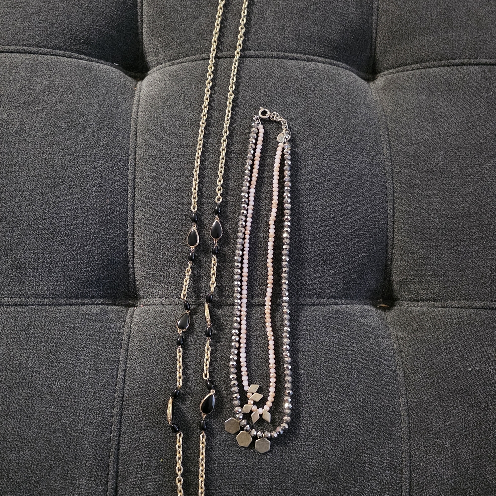 Elegant Black and Silver Necklace Set